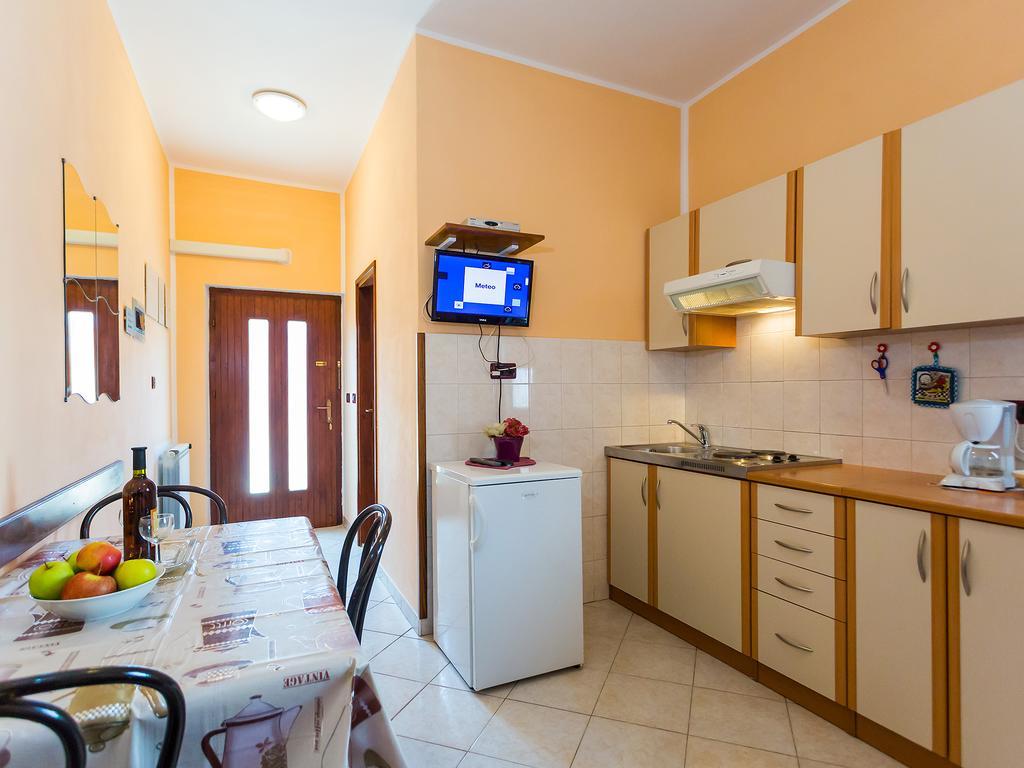 Apartments Davorka Poreč Exterior foto