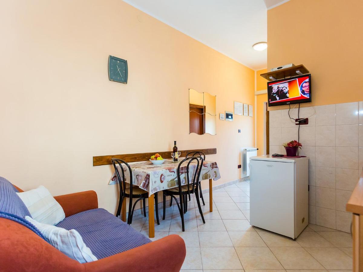 Apartments Davorka Poreč Exterior foto